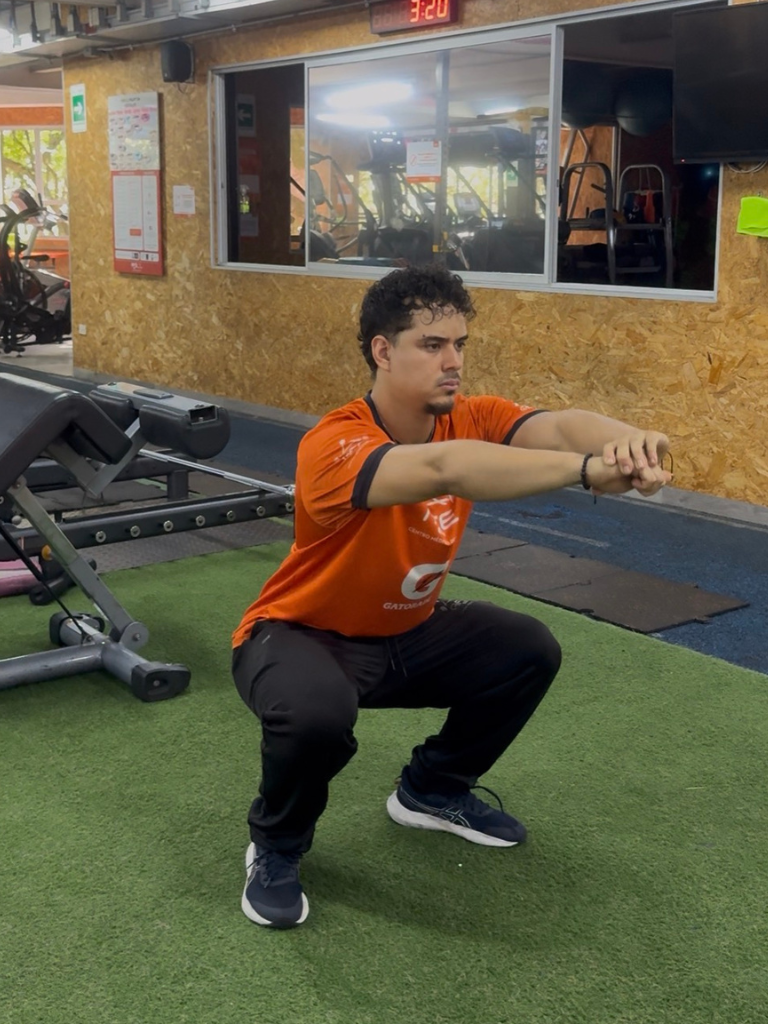 AFE GYM Sentadilla con peso corporal 001